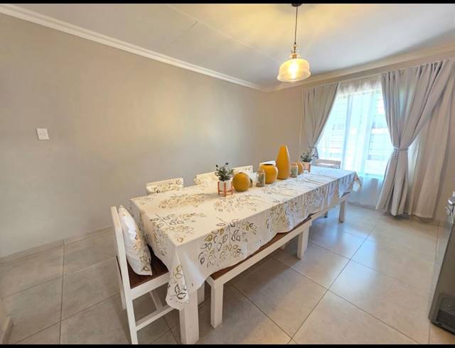 4 BEDROOM HOUSE FOR SALE IN MEYERTON EXT 6